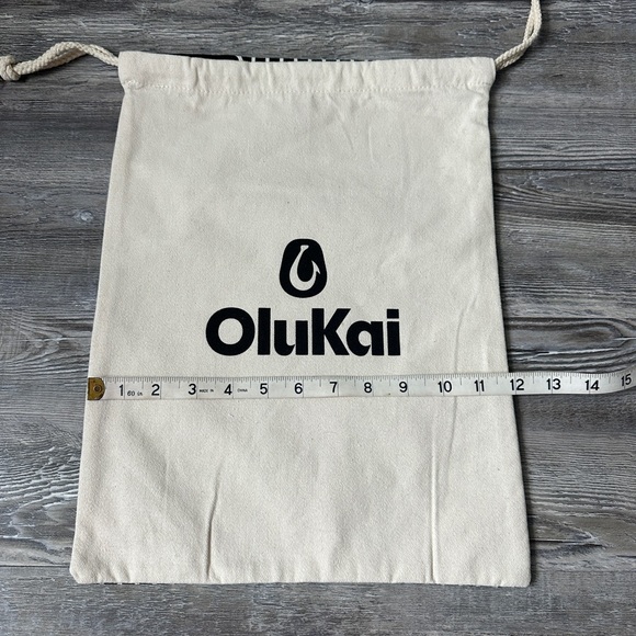 OluKai Natural Canvas Drawstring Bag - Picture 3 of 5